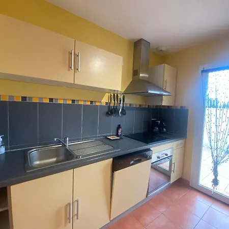 Maison Proche Avec Jardin, 4 Pers., Tv, Bbq, Bebe, Parking, - Fr-1-22-191 Holiday home *