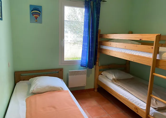 Maison Proche Avec Jardin, 4 Pers., Tv, Bbq, Bebe, Parking, - Fr-1-22-191 *